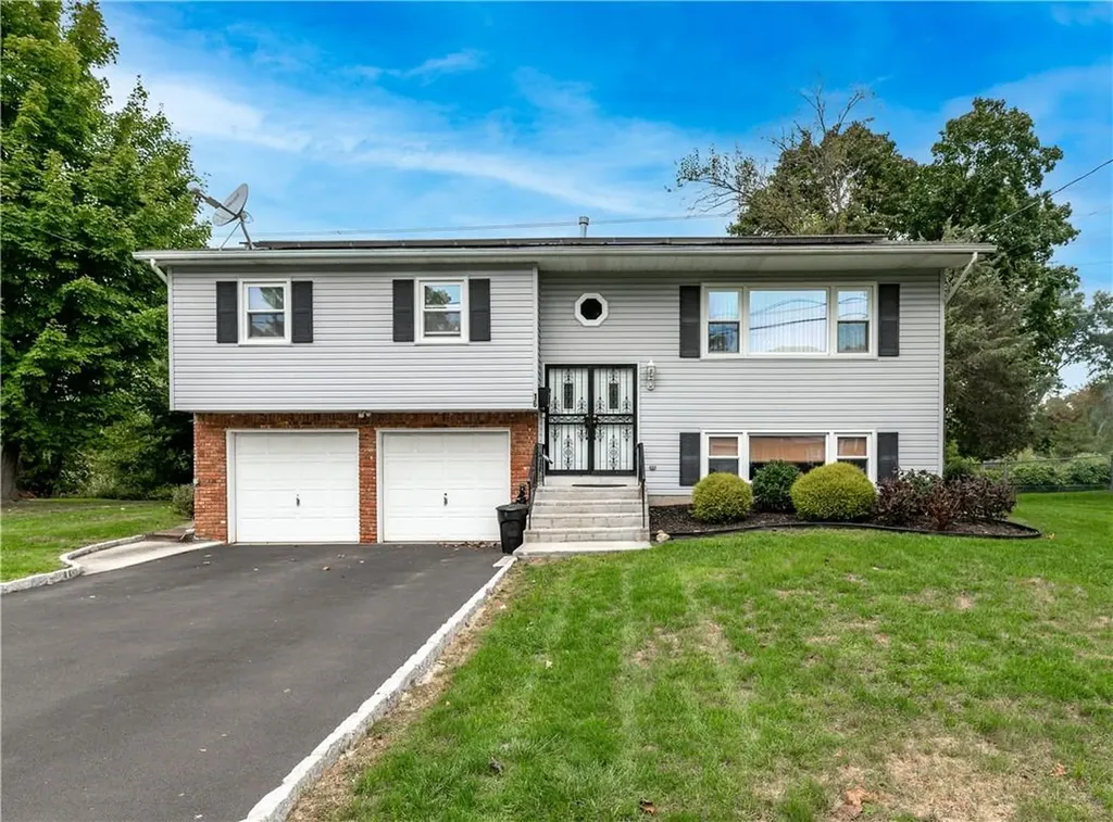 16 Hickory Lane Garnerville NY 10923