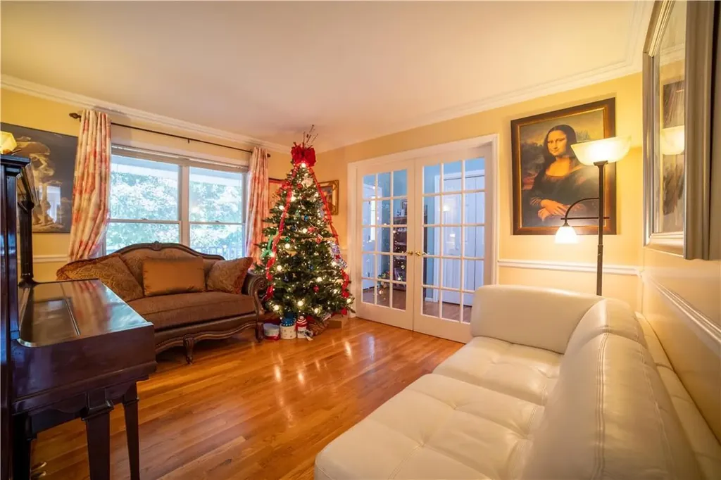 240 E Central Avenue Pearl River NY 10965
