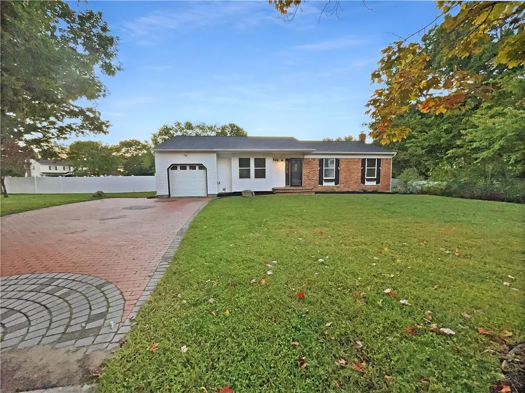 22 Eason Drive Ridge NY 11961