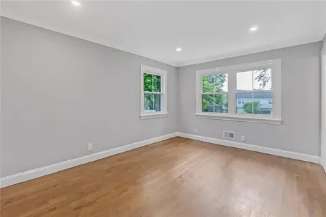 26 Carlyle Place Hartsdale NY 10530