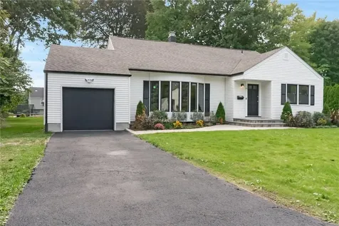 26 Carlyle Place Hartsdale NY 10530
