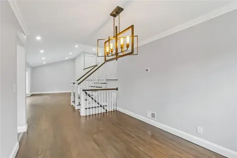 26 Carlyle Place Hartsdale NY 10530