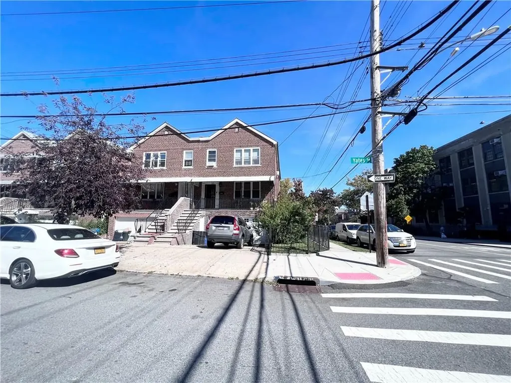 2002 Yates Avenue Bronx NY 10461