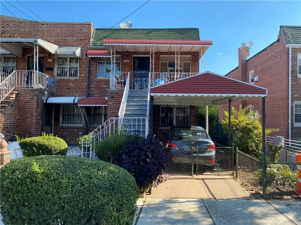 731 E 102nd Street Brooklyn NY 11236