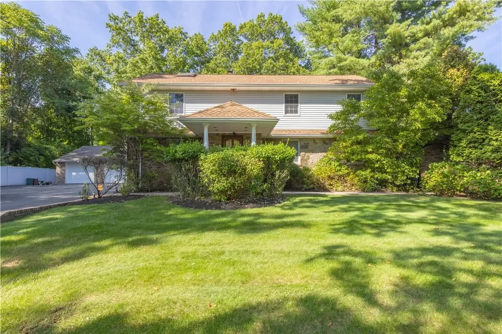 33 Steep Hill Road Nanuet NY 10954