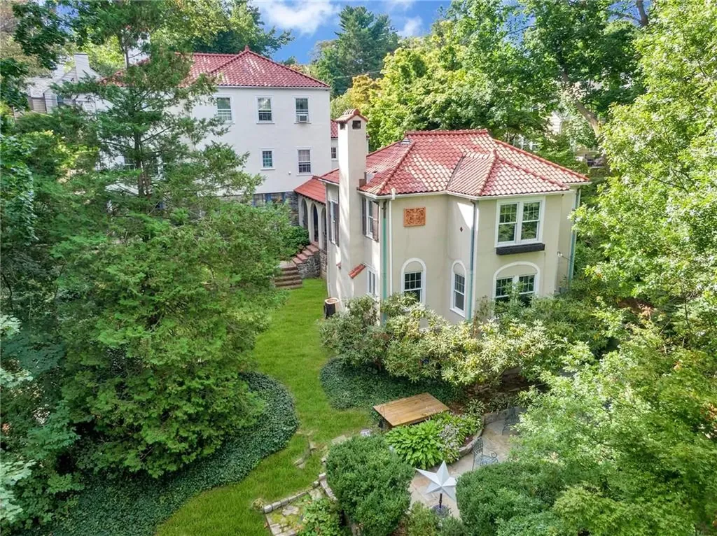 28 Wildway Bronxville NY 10708