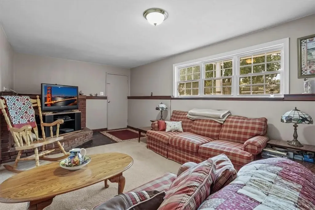 12 Robyn Drive Monroe NY 10950