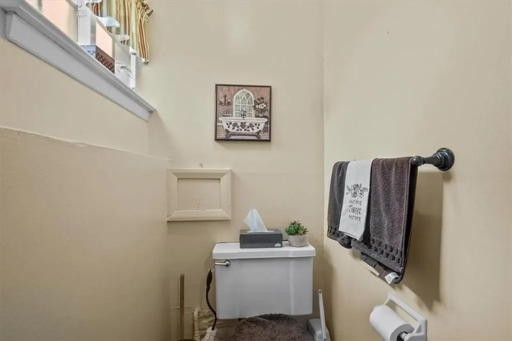 12 Robyn Drive Monroe NY 10950