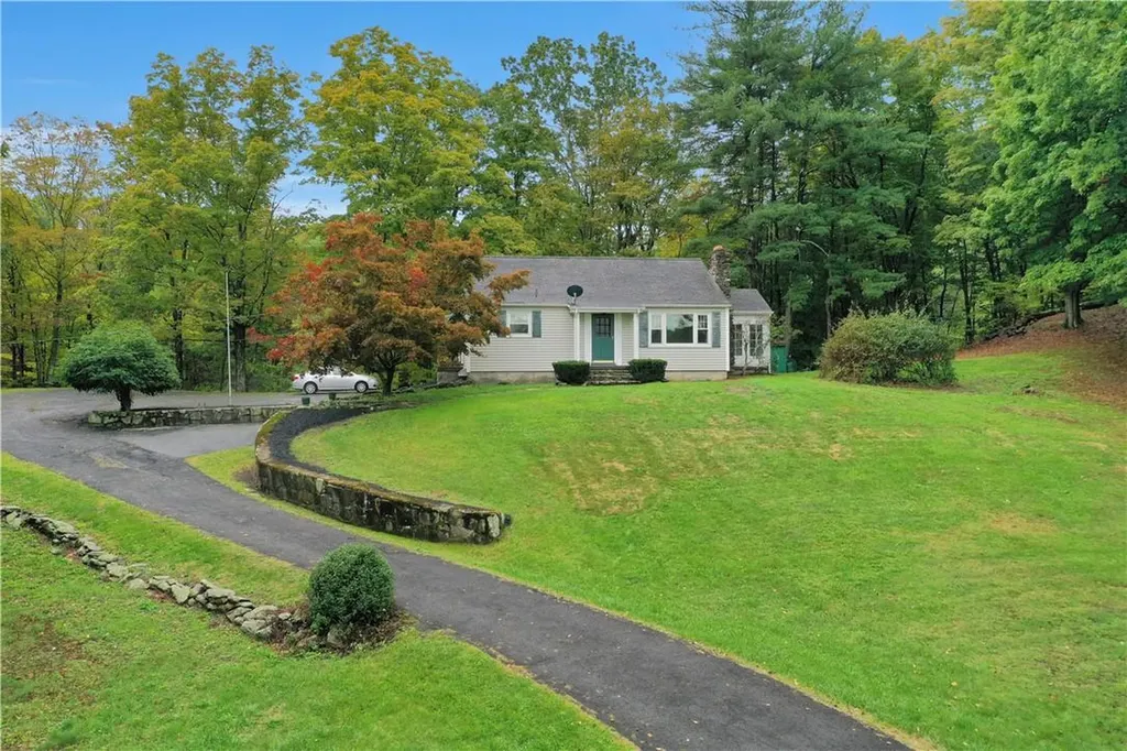 275 Otterkill Road New Windsor NY 12553