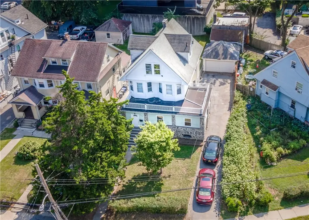132 Sickles Avenue New Rochelle NY 10801