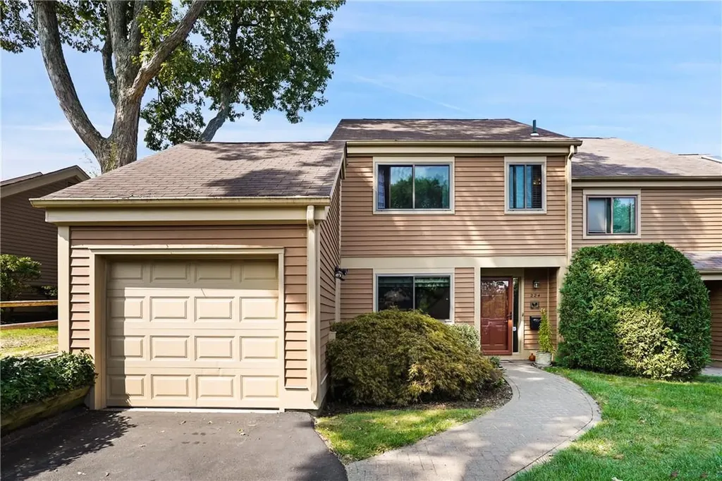 224 Treetop Crescent Rye Brook NY 10573