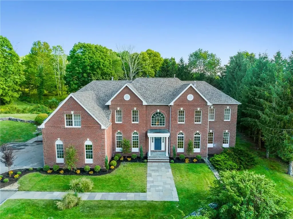 3 Leisure Farm Drive Armonk NY 10504