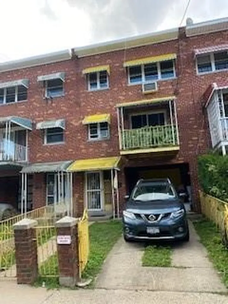 425 Saint Lawrence Avenue Bronx NY 10473