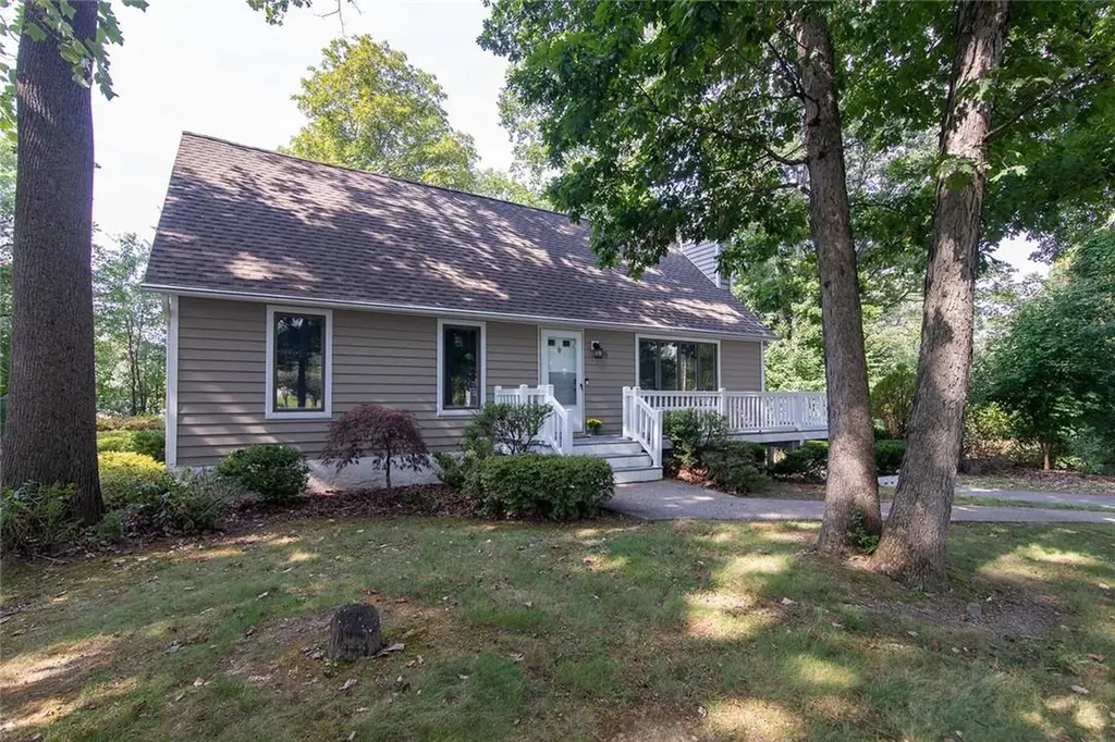 19 Farmstead Road New Windsor NY 12553