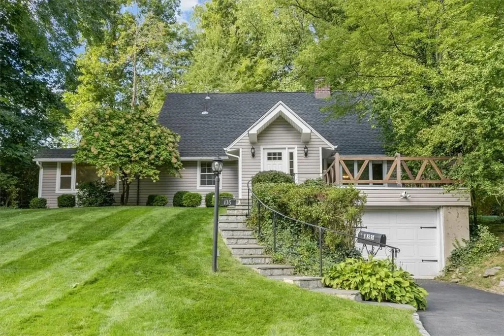 135 N Hampton Drive White Plains NY 10603
