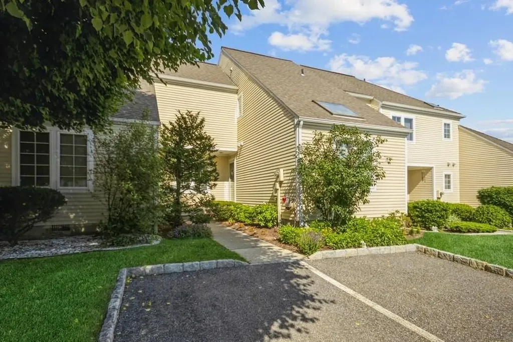 184 Fairway Drive Carmel NY 10512