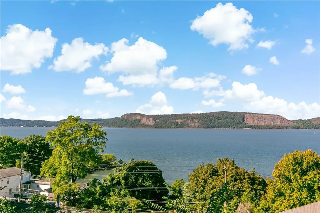 1 Hudson Point Lane Ossining NY 10562