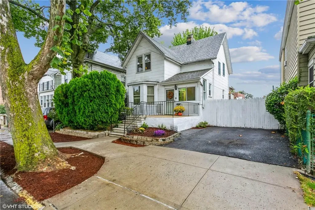 234 E 237th Street Bronx NY 10470