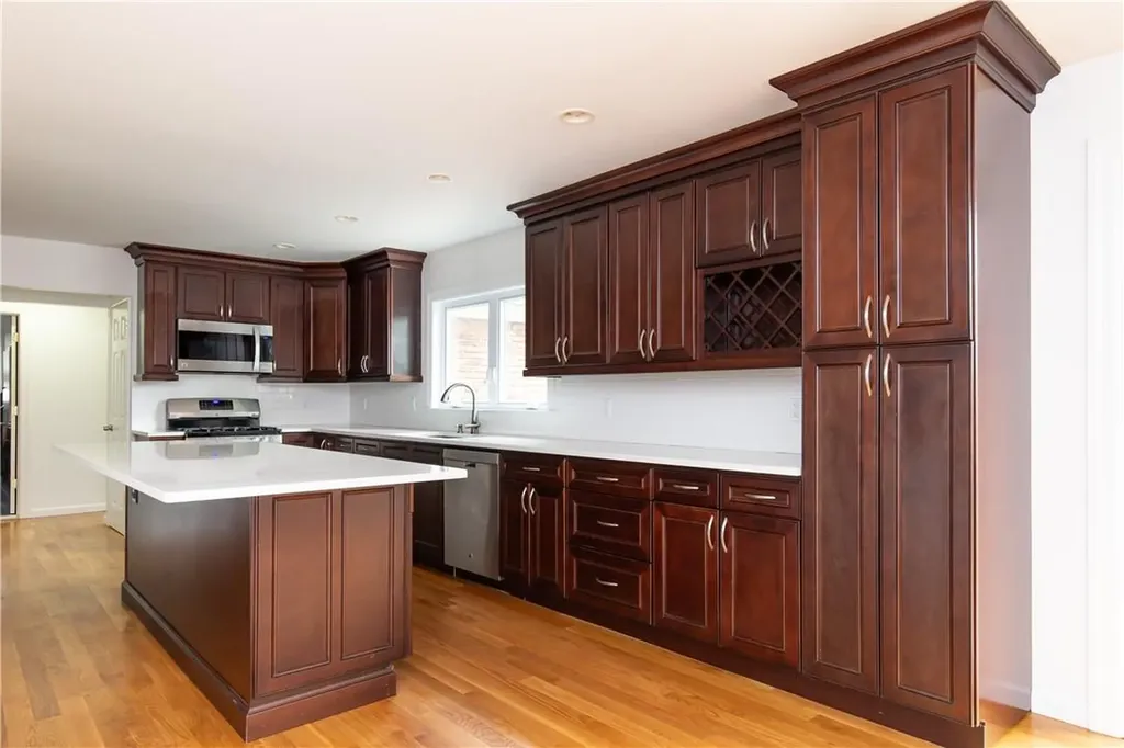 518 Third Avenue Pelham NY 10803