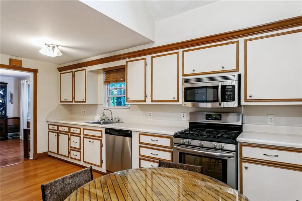18 Interstate Street Suffern NY 10901
