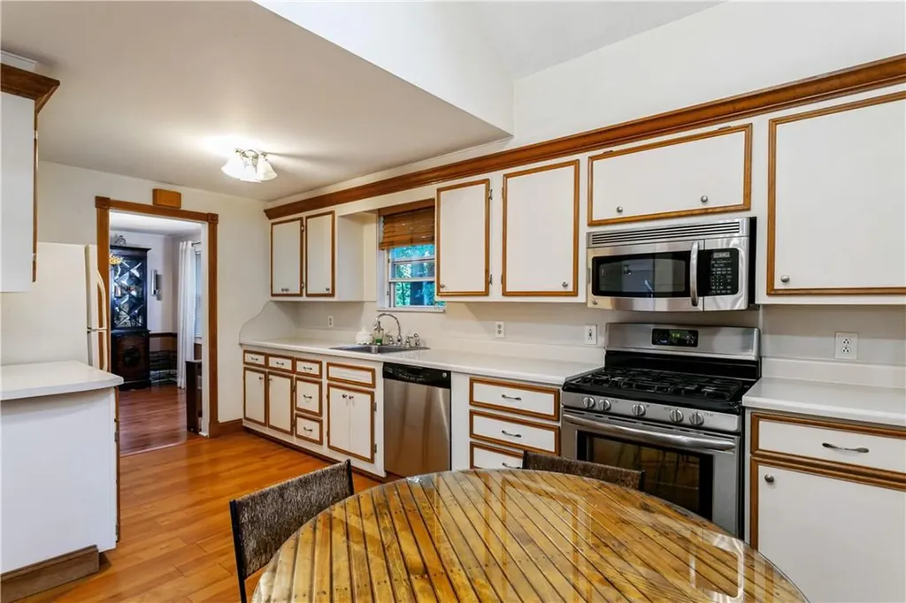 18 Interstate Street Suffern NY 10901