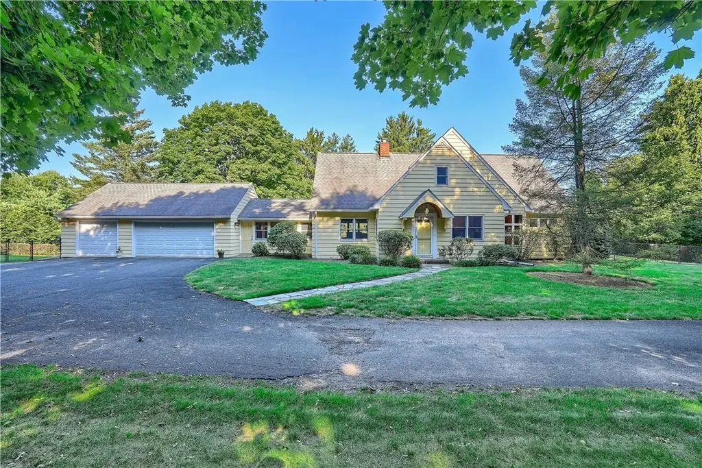 290 E Townline Road West Nyack NY 10994