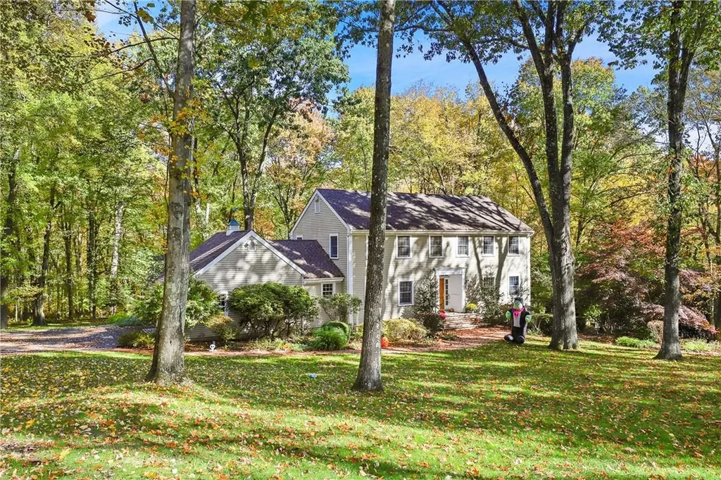 47 Brook Farm Road Bedford NY 10506