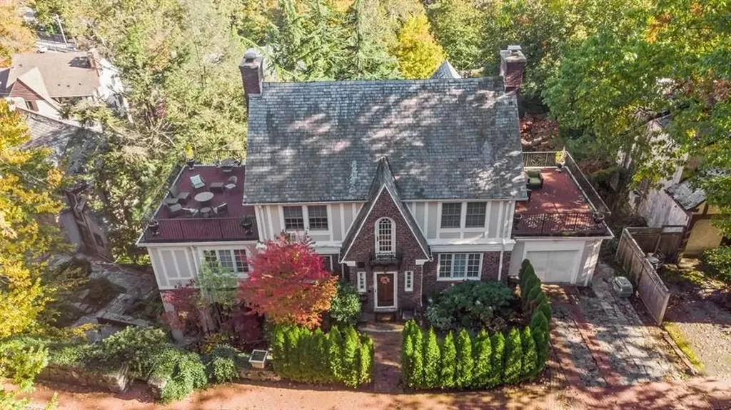 110 Edgemont Road Scarsdale NY 10583