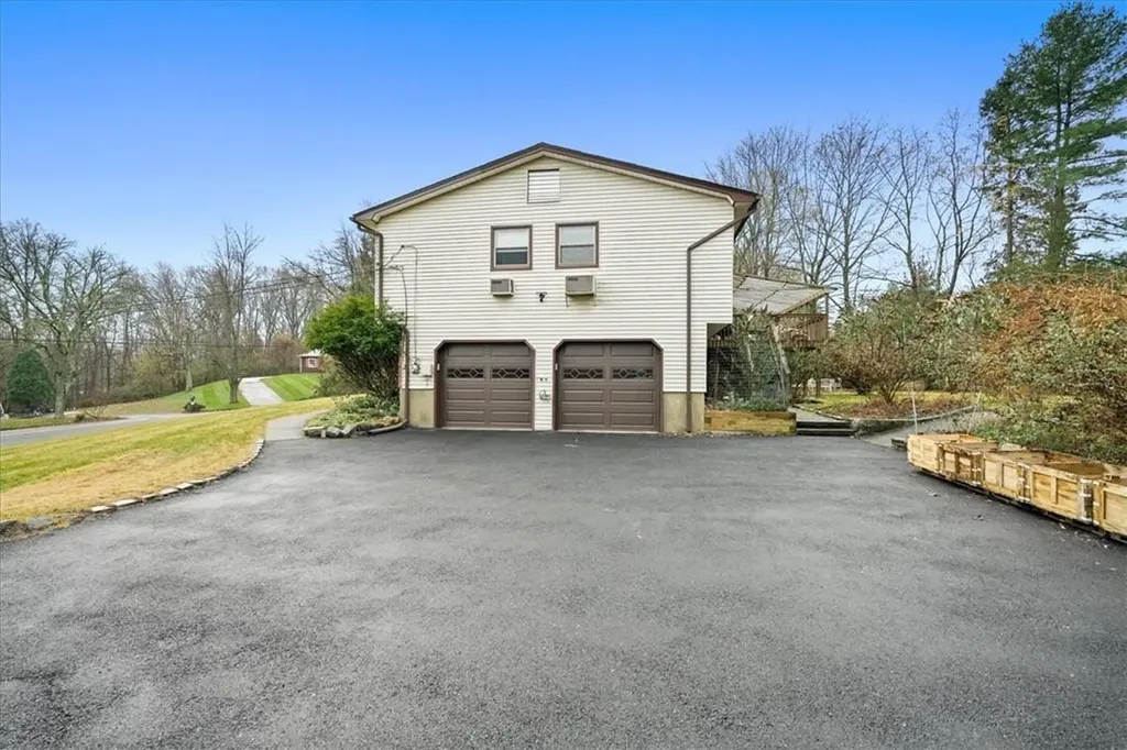 3 Wayne Road Spring Valley NY 10977