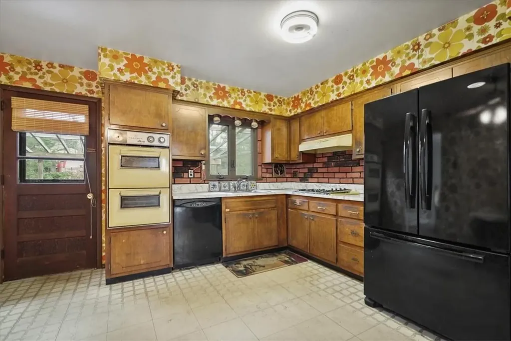 3 Wayne Road Spring Valley NY 10977