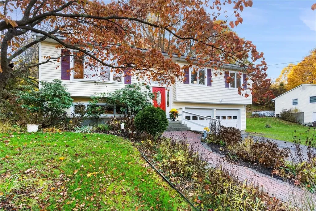 191 Weskora Road Yorktown Heights NY 10598