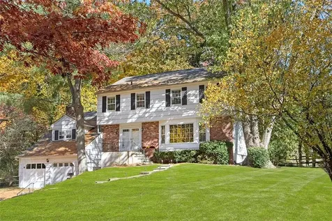 220 Saxon Woods Road White Plains NY 10605