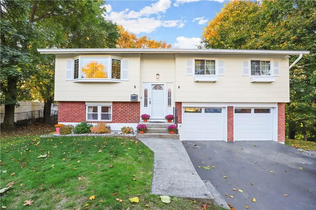 212 Gallagher Street Buchanan NY 10511