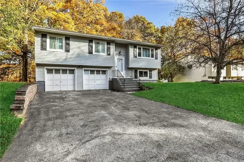 23 Raker Road Poughkeepsie NY 12603