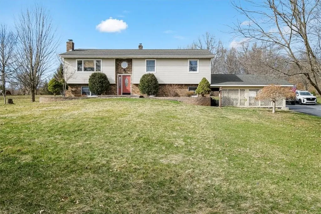 56 River Glen Road Wallkill NY 12589