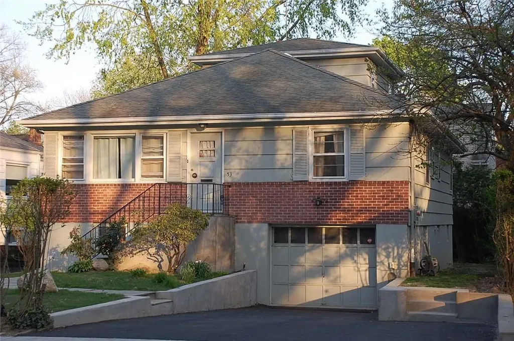 53 Myrtle Boulevard Larchmont NY 10538