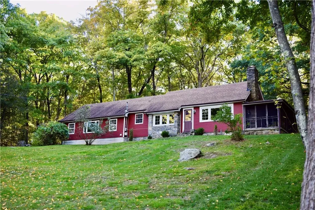 33 Willow Trail Court Carmel NY 10512