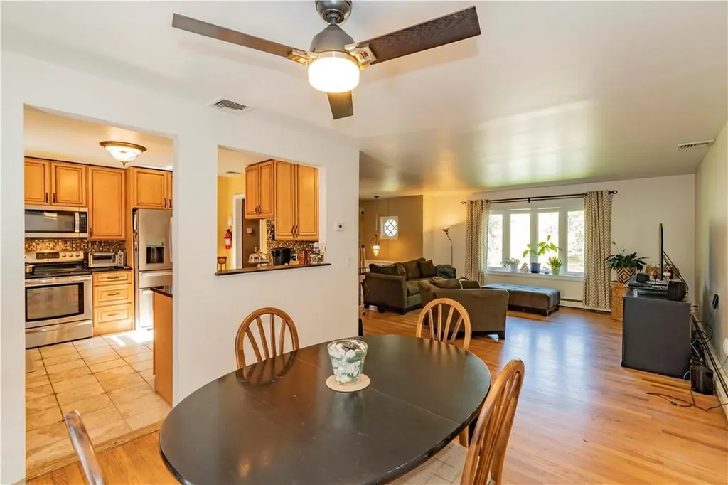 31 Claudia Lane Poughkeepsie NY 12603
