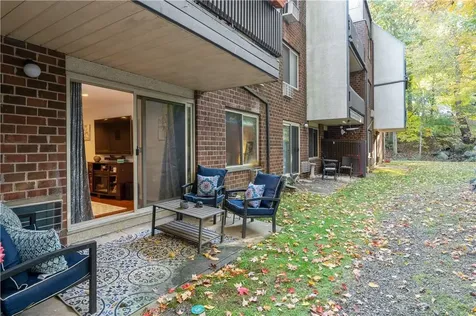 2 Fountain Lane Scarsdale NY 10583