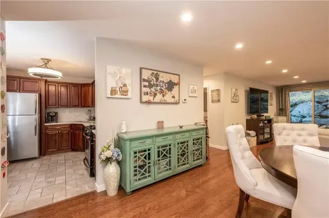 2 Fountain Lane Scarsdale NY 10583