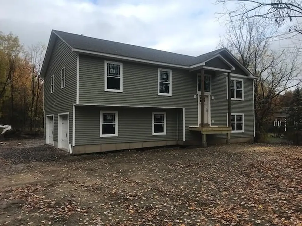 126 Mullock Road Middletown NY 10940