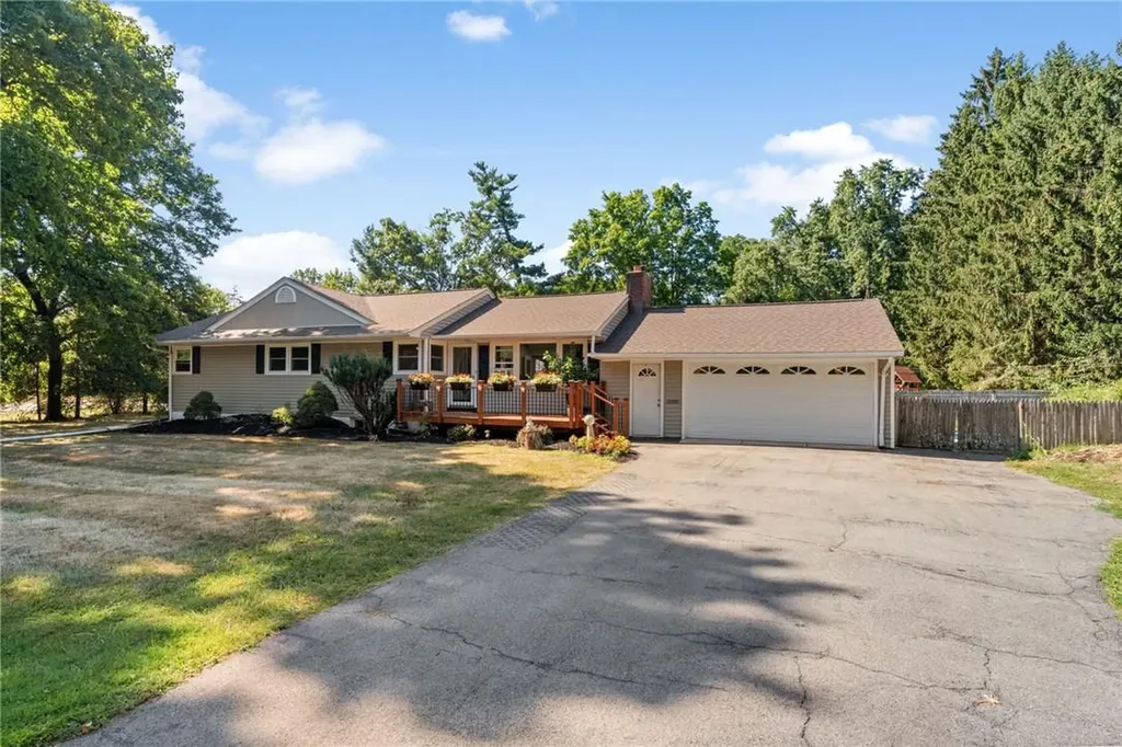 1 Pinecrest Warwick NY 10990