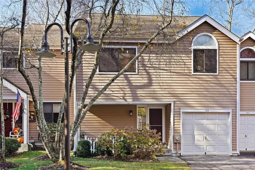 122 Stone Bridge Square Chappaqua NY 10514