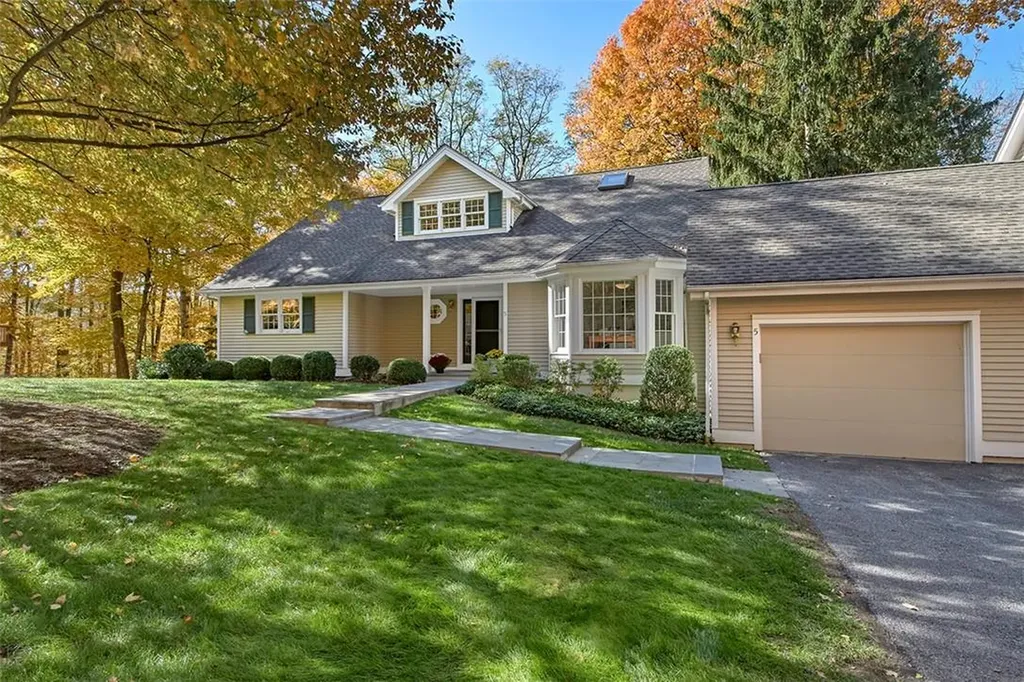 5 Annes Wood Lane Mount Kisco NY 10549