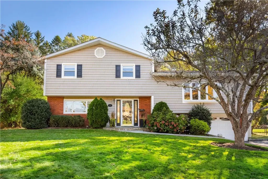 10 Lawridge Drive Rye Brook NY 10573