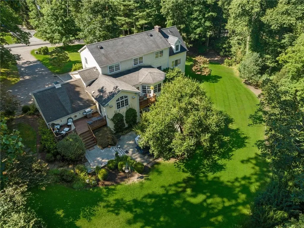 64 W Orchard Road Chappaqua NY 10514