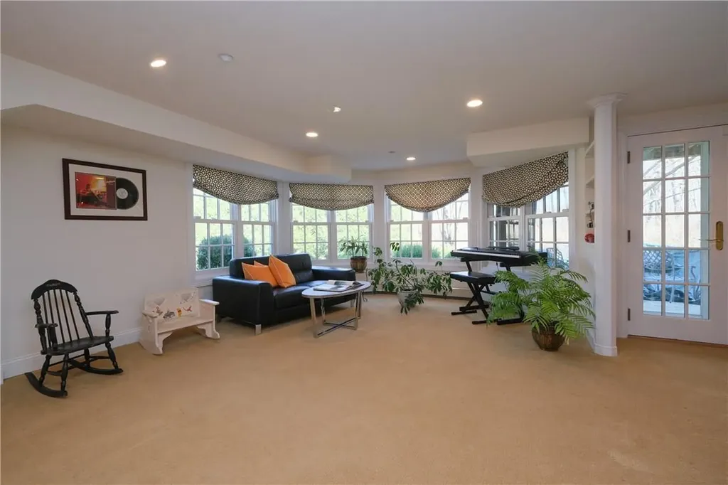 64 W Orchard Road Chappaqua NY 10514