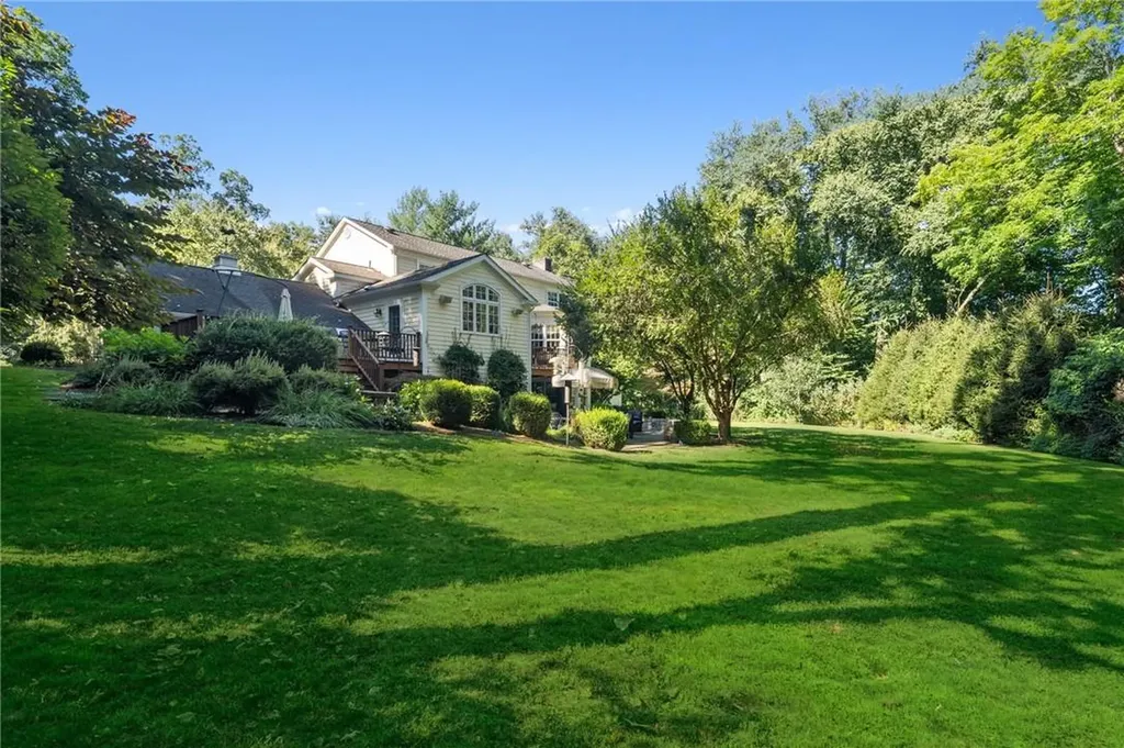 64 W Orchard Road Chappaqua NY 10514