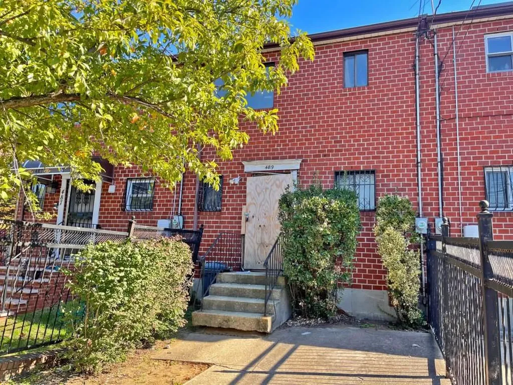 489 Christopher Avenue Brooklyn NY 11212