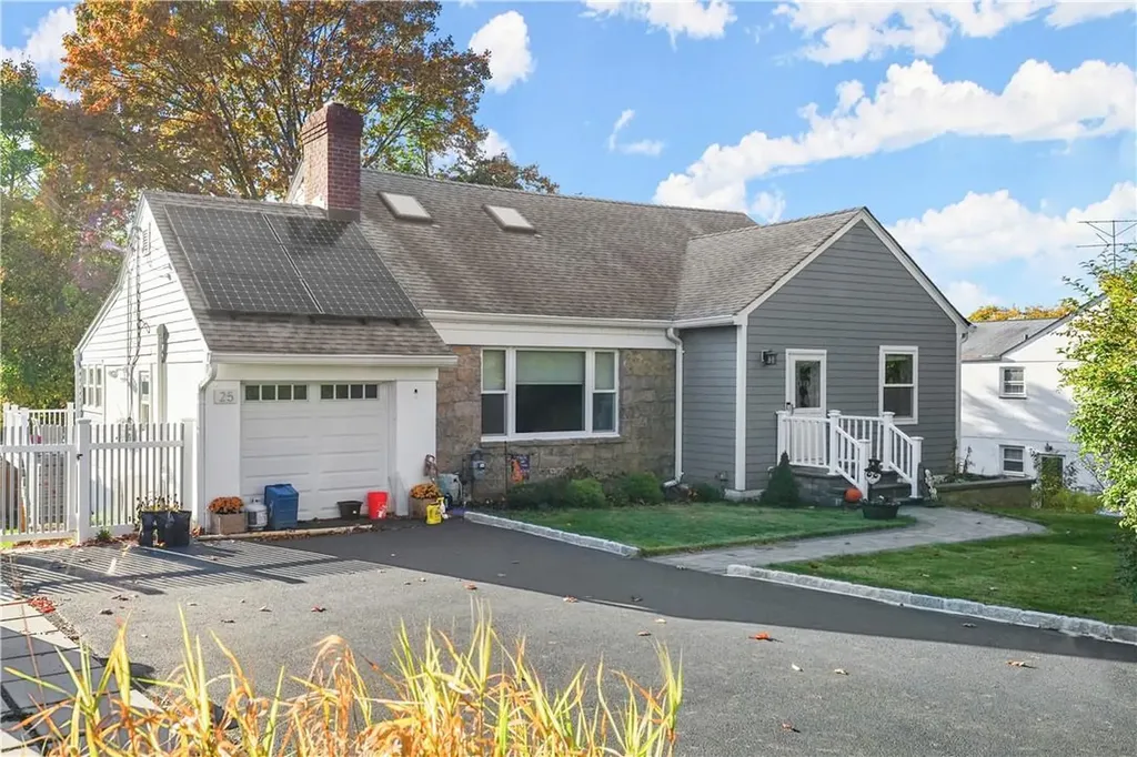25 Amherst Place Hartsdale NY 10530
